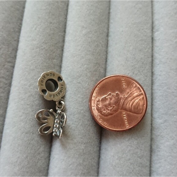 Pandora Friends Forever Butterfly Dangle Charm - Picture 7 of 8
